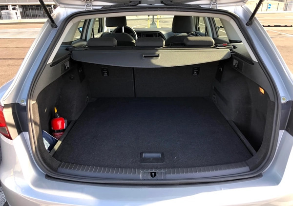 Seat Leon cena 33200 przebieg: 230000, rok produkcji 2016 z Wrocław małe 704
